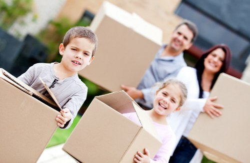 Packing and transport support for a move with boxes and furniture